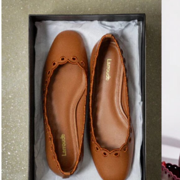 NEW LARROUDE women's meghan broderie flat shoes in carmel 825 10j5 - Picture 7 of 9